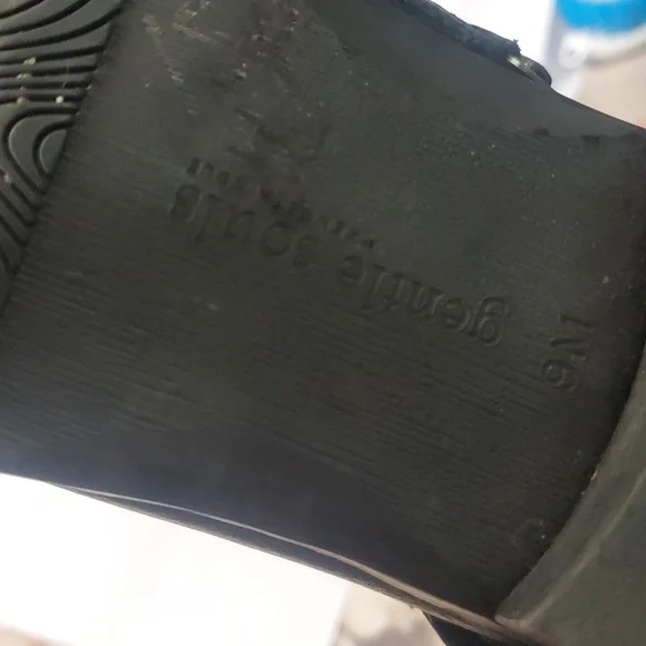 Gentle Souls Leather Moto Booties Ankle Boots Buckles Black Sz 9 Edgy Boho - Picture 11 of 11